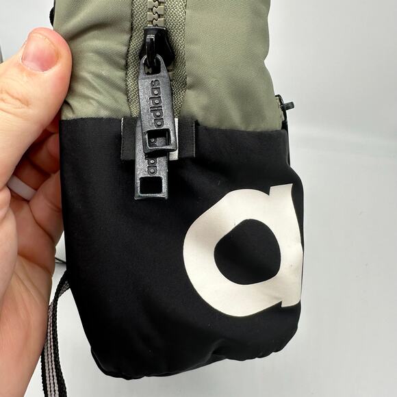 Adidas Linear Mini Backpack Small Travel Bag Olive Green/Black Adjustable Staps - Picture 4 of 9